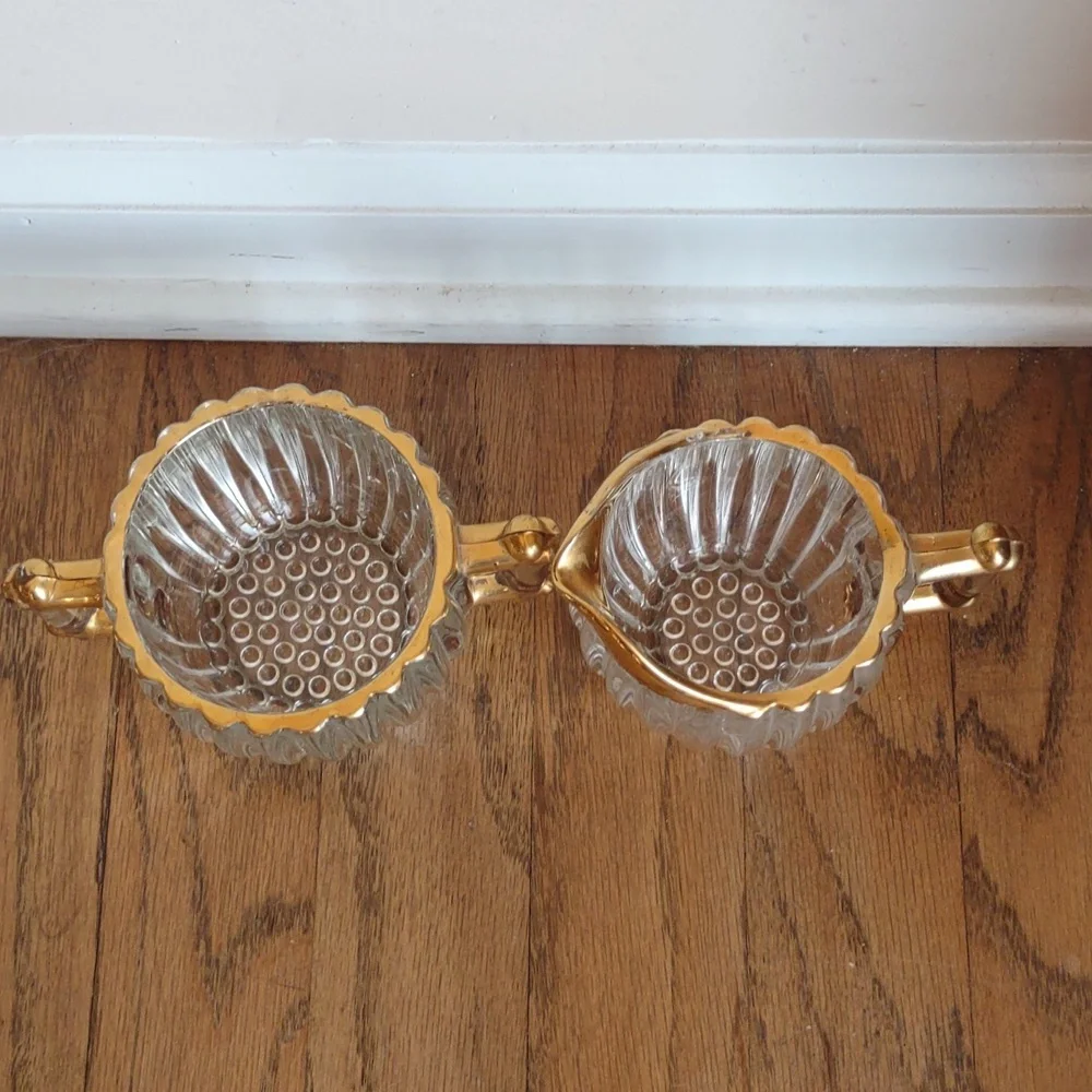 Vintage Jeannette Cream and Sugar Set - Picture 2 of 8